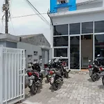 RedDoorz near Tamansari Shopping Center Salatiga