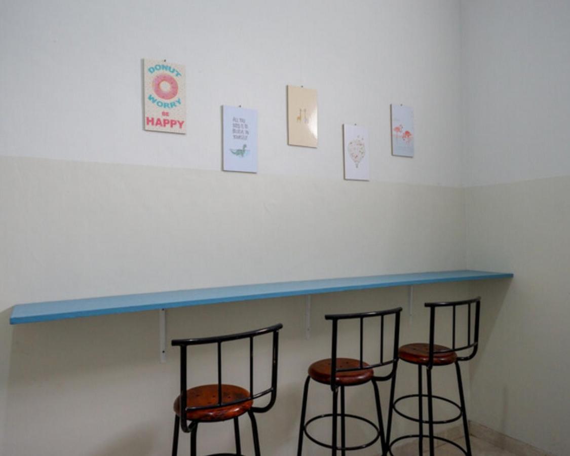 Reddoorz Near Tamansari Shopping Center Hotel